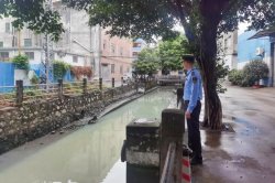 雨水管流出白水！東莞市萬(wàn)江查處一清洗廢水外排企業(yè)